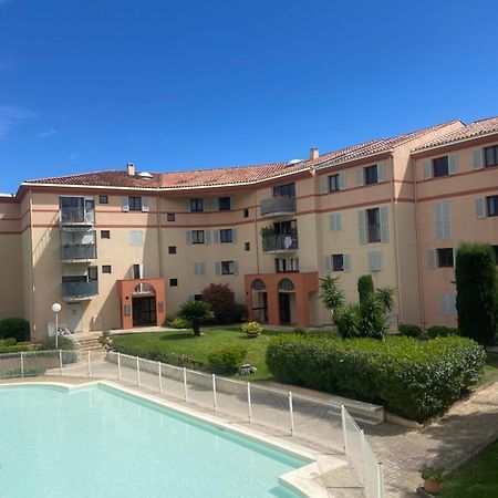 Residence Ste Croix Fréjus Eksteriør billede